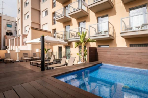 Arya Stadium Hotel